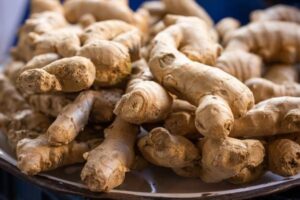 30 Anti-Inflammatory Foods to Eat Regularly